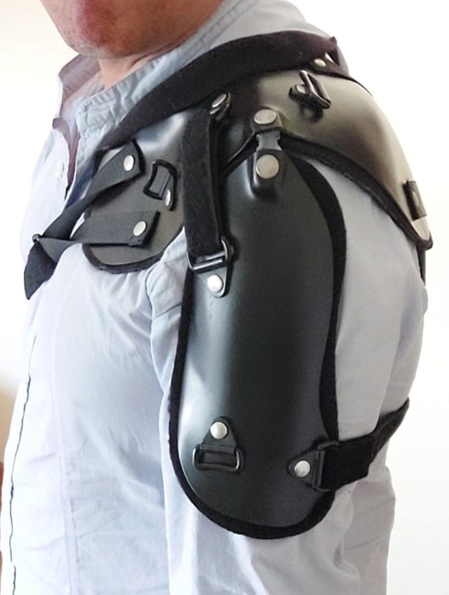 Inmovilizador de hombro izquierdo