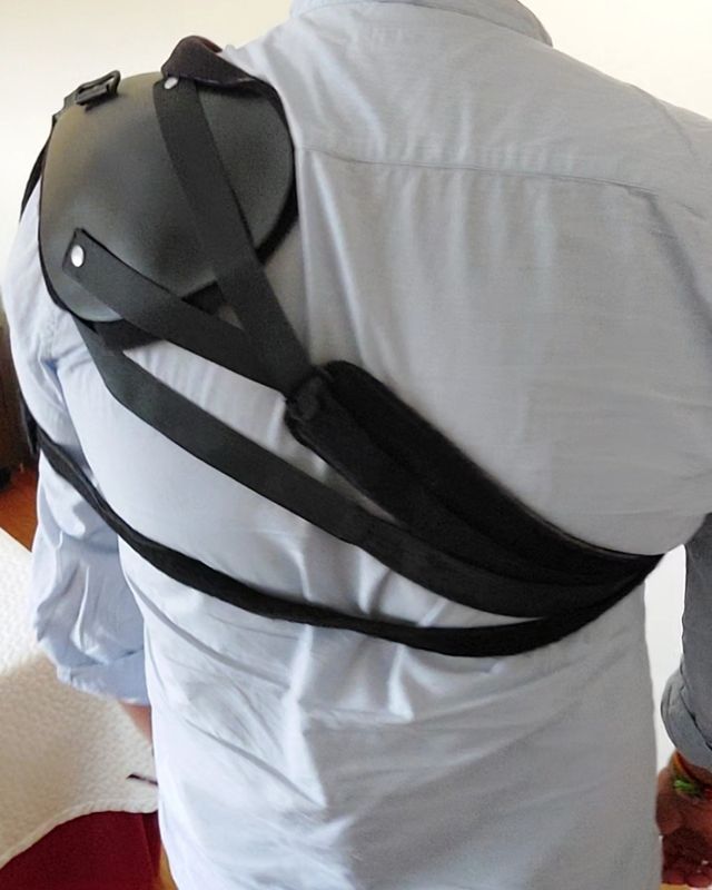 Inmovilizador de hombro izquierdo