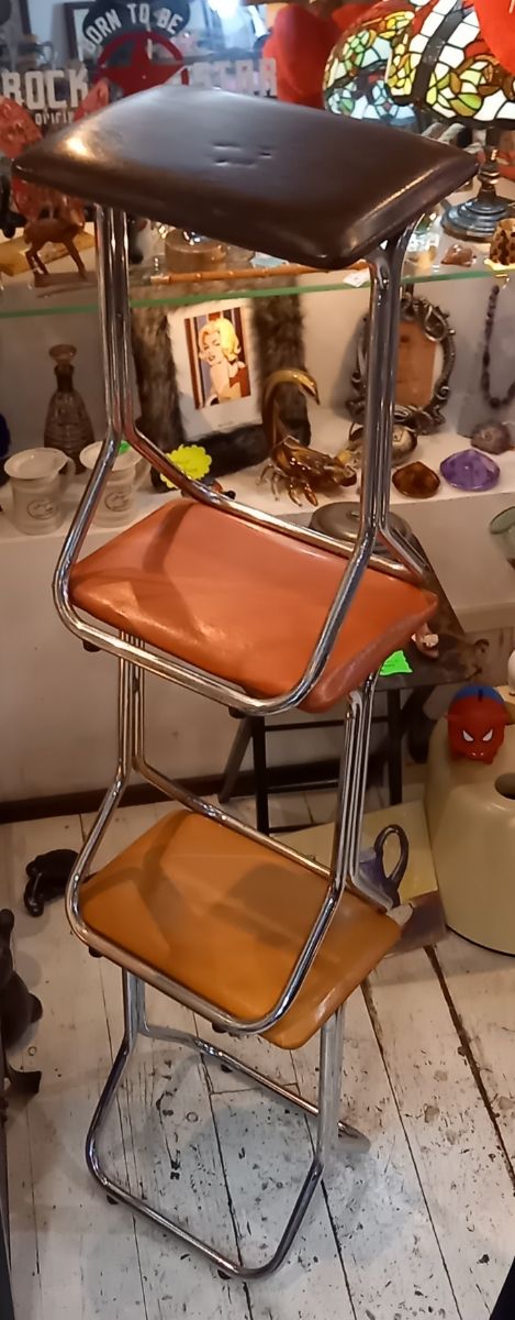 sgabelli vintage anni 60