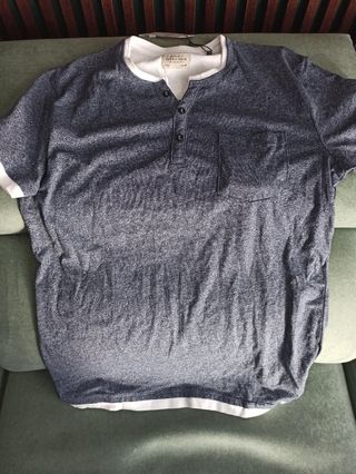 Camiseta de hombre sfera de segunda mano por 5 EUR en Córdoba en WALLAPOP