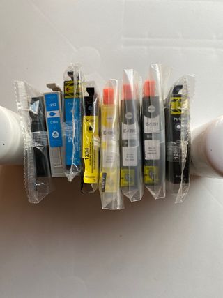 Cartuchos tinta Epson Compatible T1295 de segunda mano por 10 EUR en Sant  Sadurní d\\'Anoia en WALLAPOP