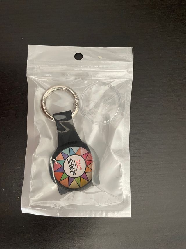 Portachiavi AirTag con protezione in silicone