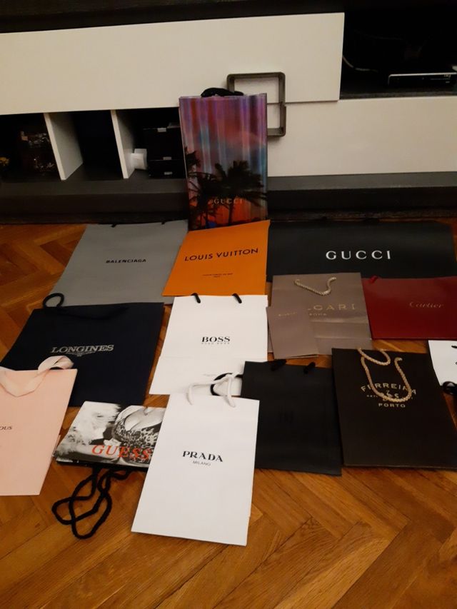 Lote bolsas GUCCI,CARTIER,CHANEL,LONGINES...