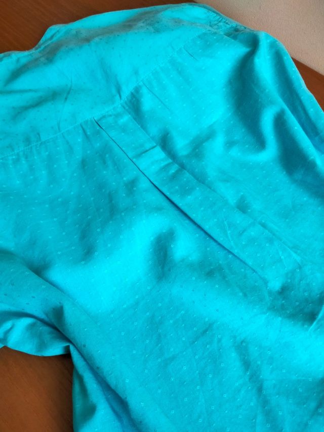 CAMISAS Y JERSEY "A ESTRENAR". "REBAJADO"