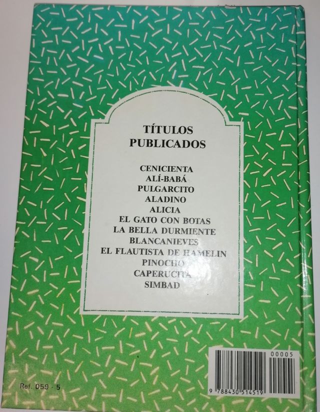 LIBRO ALICIA (en el país de las maravillas)