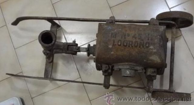 antiguo utensilio maquina trasegar vino - logroño