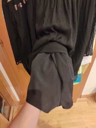 Vestido mono plumeti zara de segunda mano por 15 EUR en Meco en WALLAPOP