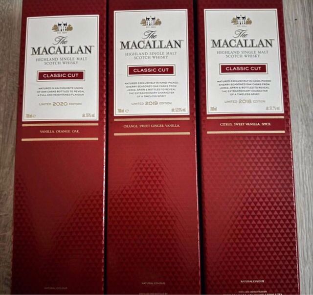 Libro antiguo ilustrado de Gandia.