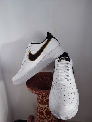 Nike air force 1 \\'07 lv8, talla 43 de segunda mano por 170 EUR en Elche en  WALLAPOP