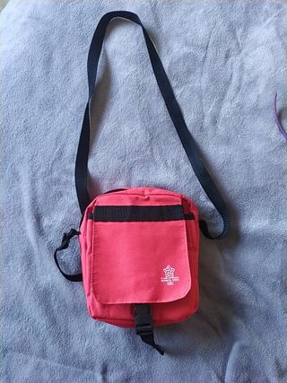 Bolso, mariconera. de segunda mano por 2 EUR en Gandía en WALLAPOP