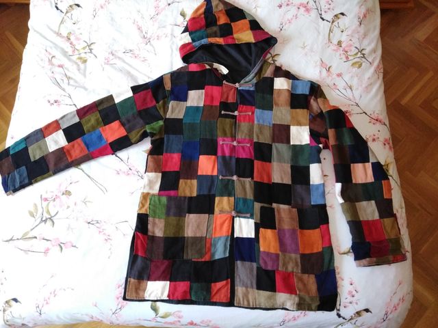 Chaqueta negra cuadros colores reversible