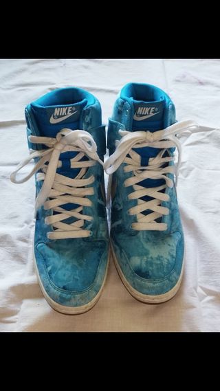 Zapatillas nike mujer cuña interior de segunda mano por 25 EUR en Madrid en  WALLAPOP