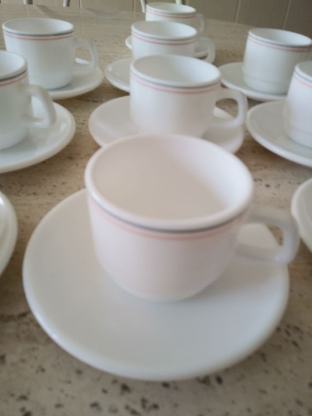 10 Tazas de cafe solo.