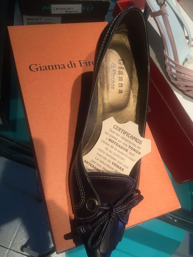 Zapatos de piel talla 39 y 40