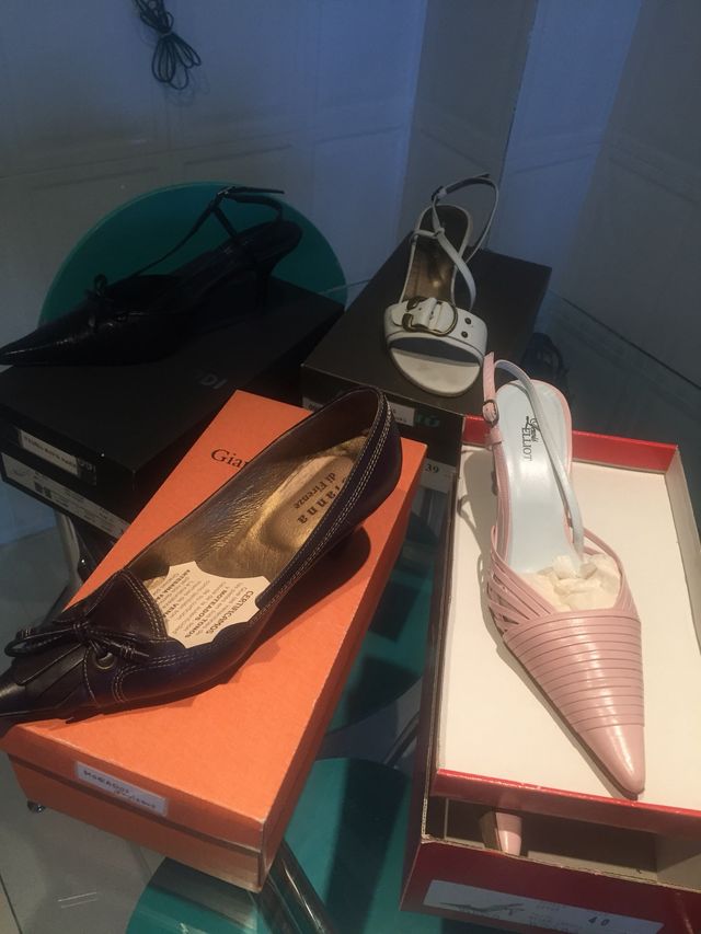 Zapatos de piel talla 39 y 40