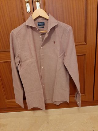 Camisa hombre alvaro moreno de segunda mano por 10 EUR en San Fernando  Naval en WALLAPOP