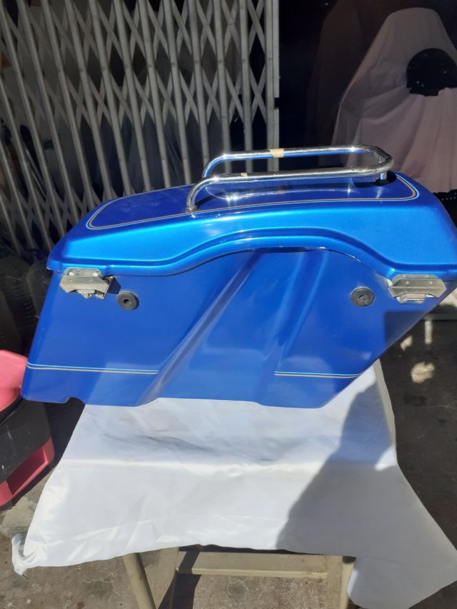 Dos maletas para Electra ,o road king sin cerradur