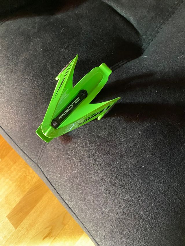 Porta bidón para bicicleta