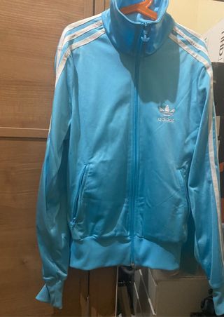 Chaqueta de chándal Adidas azul turquesa y blanca de segunda mano por 20  EUR en Barcelona en WALLAPOP