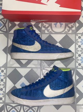 Nike Blazer estampado azul 39 de segunda mano por 30 EUR en Vila-Seca en  WALLAPOP