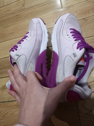 Deportivas NIKE Air Max moradas - 38,5 de segunda mano por 25 EUR en Seseña  en WALLAPOP