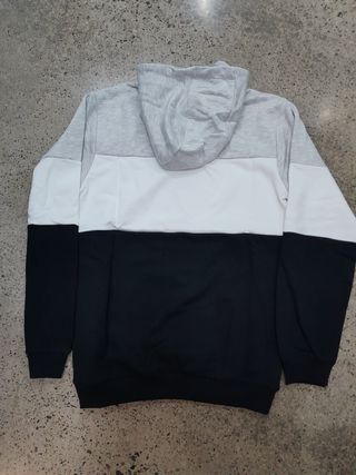 Sudadera Fila Tricolor Talla S - Nueva de segunda mano por 22,9 EUR en  Madrid en WALLAPOP