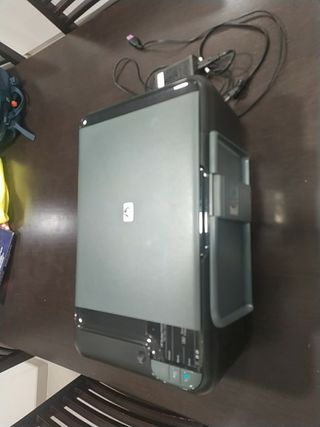 Impresora multifunción HP deskjet F2420 de segunda mano por 5 EUR en  Figueiras en WALLAPOP