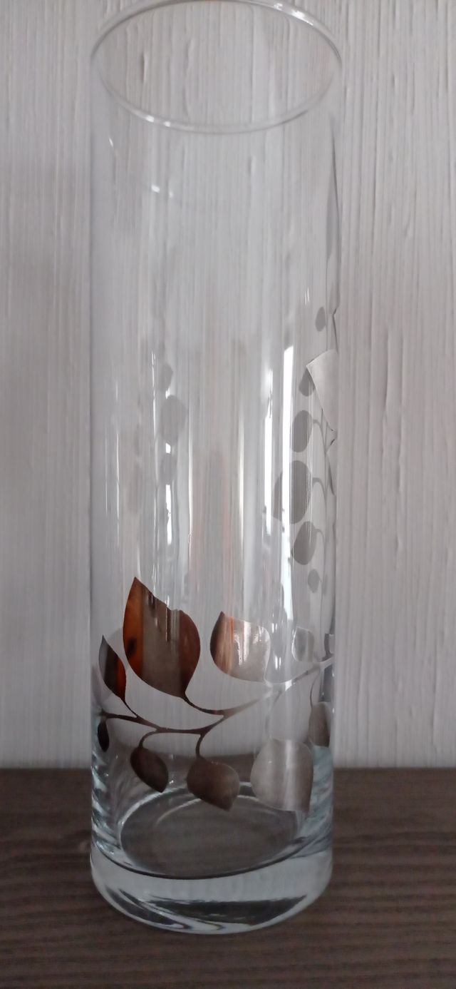 Vaso in Cristallo con Decorazioni in Platino