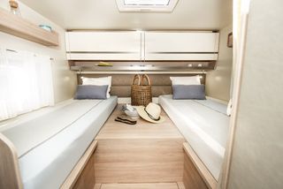 ALQUILER AUTOCARAVANA GIOTTILINE SIENA 385