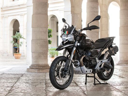 Moto Guzzi V85 TT Guardia D'Onore