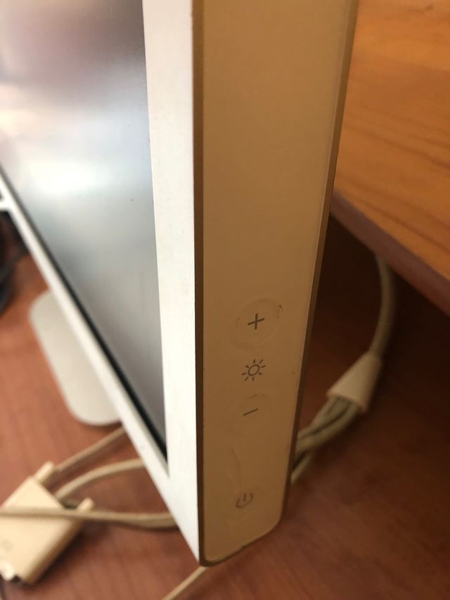 Monitor AppleMAC Cinema 17"