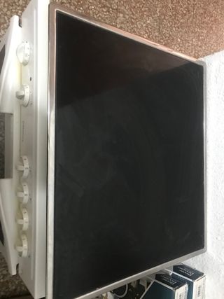 Horno y vitrocerámica Balay modelo 503 de segunda mano por 60 EUR en León  en WALLAPOP