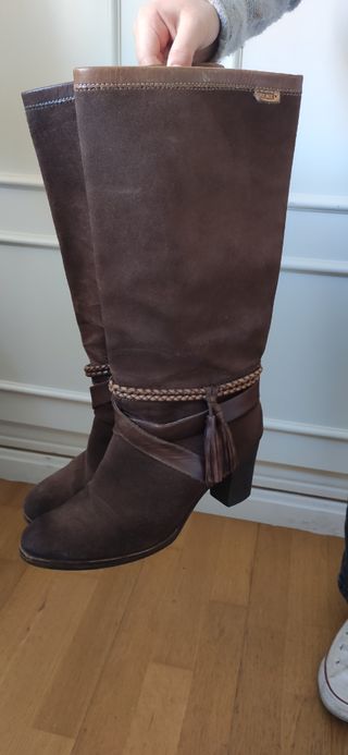 Botas camperas mujer marrones pikolinos de segunda mano por 50 EUR en  Valencia en WALLAPOP