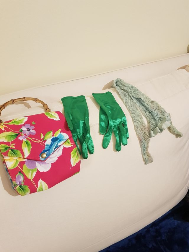 Disfraz cómico de gorda. Escucho ofertas