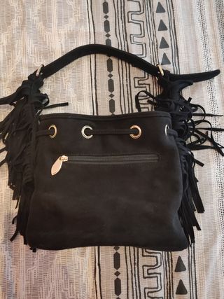 Bolso de antelina negro de segunda mano por 5 EUR en Las Palmas de Gran  Canaria en WALLAPOP