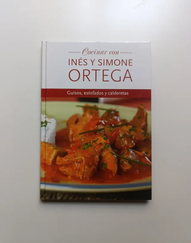 Cocinar con Inés y Simone Ortega.