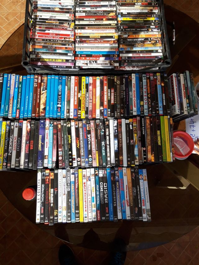 Reproductor DVD & 300 peliculas