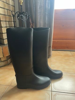 Botas Equitación decathlon de segunda mano por 9 EUR en Sitges en WALLAPOP