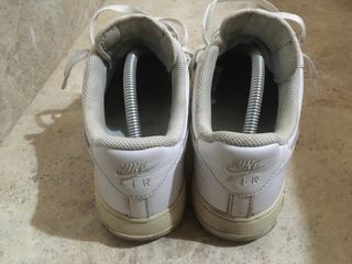Nike Air Force 1 originales usadas de segunda mano por 30 EUR en Almerimar  en WALLAPOP