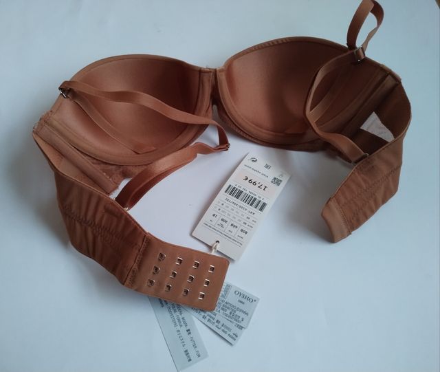 Sujetador OYSHO. T80-B. NUEVO