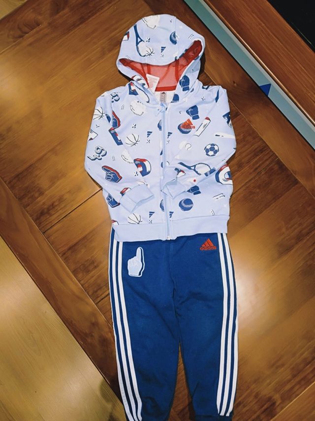 Chándal ADIDAS bebé 18-24 meses