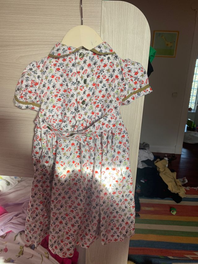 Vestido niña de nidos hecho a mano. Para  2 años  