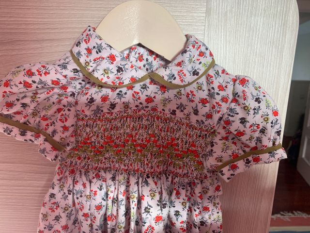 Vestido niña de nidos hecho a mano. Para  2 años