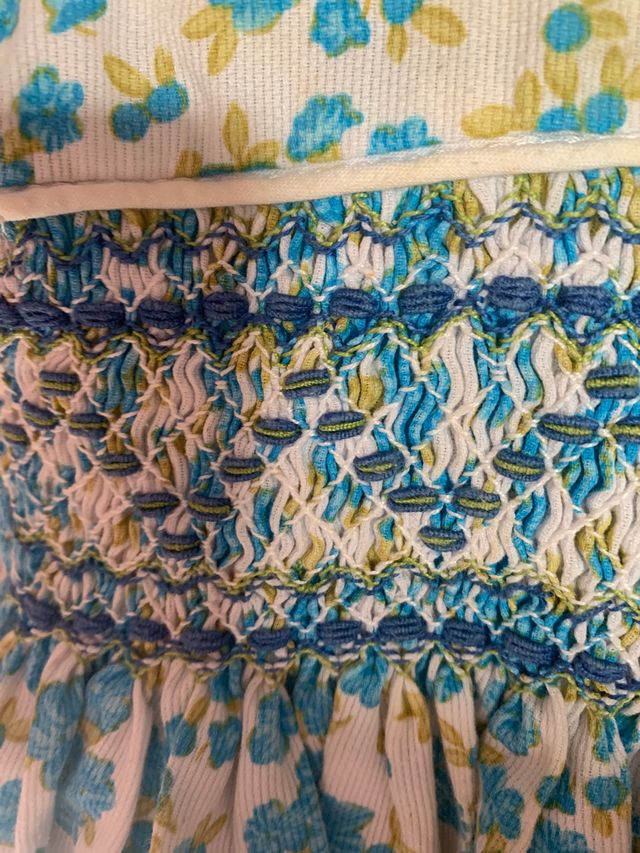 Vestido niña de nidos hecho a mano