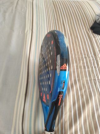 Pala de pádel Adidas Supernova CTRL 1.9 de segunda mano por 29 EUR en  Valladolid en WALLAPOP