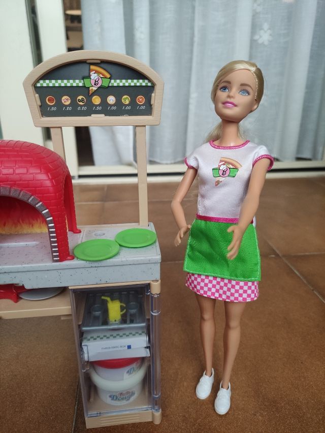 Barbie pizzería