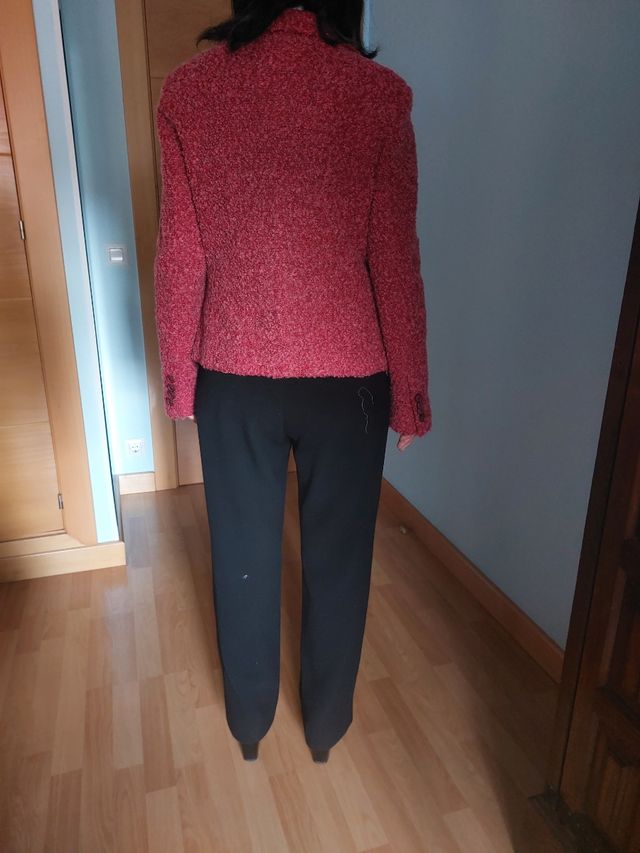 Chaqueta semientallada.Zara.T 42