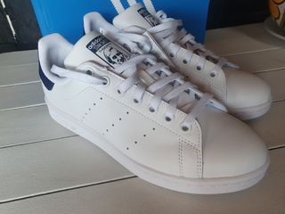 Adidas Stan Smith talla 38 nuevas de segunda mano por 55 EUR en Madrid en  WALLAPOP