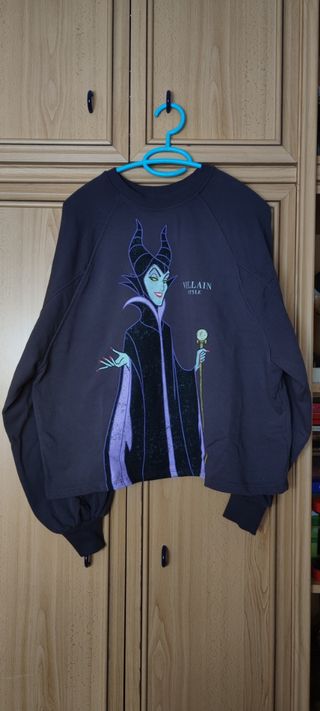 Sudadera malefica stradivarius de segunda mano por 5 EUR en Móstoles en  WALLAPOP