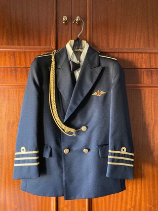 Traje comunión niño de segunda mano por 15 EUR en Torremolinos en WALLAPOP
